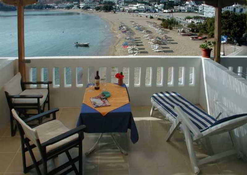 Bella Vista Aparthotel Batsi  Exterior photo